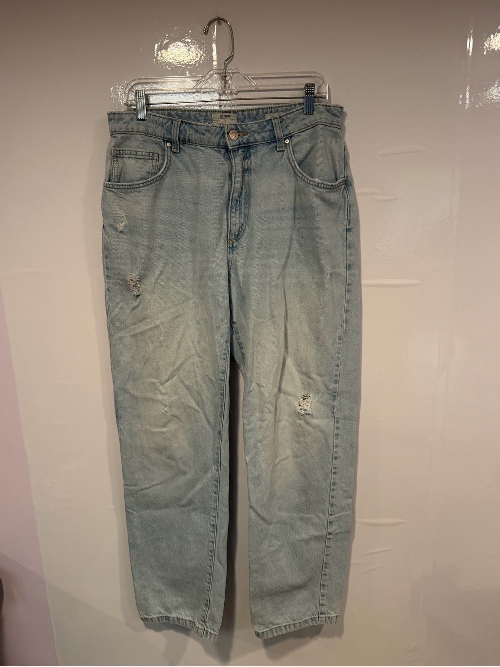 Light Wash Distressed Cotton On Straight-Leg Jeans‎